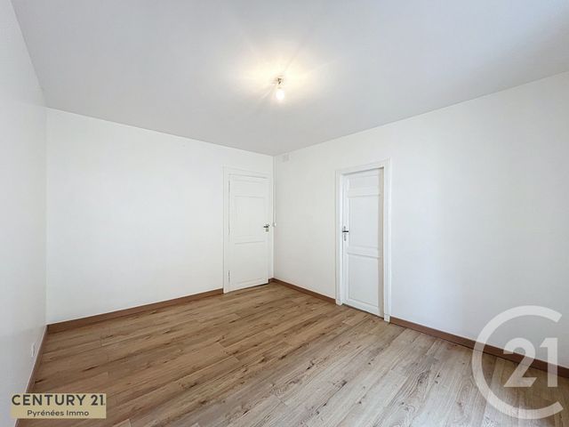 Appartement T4 à vendre - 5 pièces - 113.0 m2 - FOS - 31 - MIDI-PYRENEES - Century 21 Pyrénées Immo