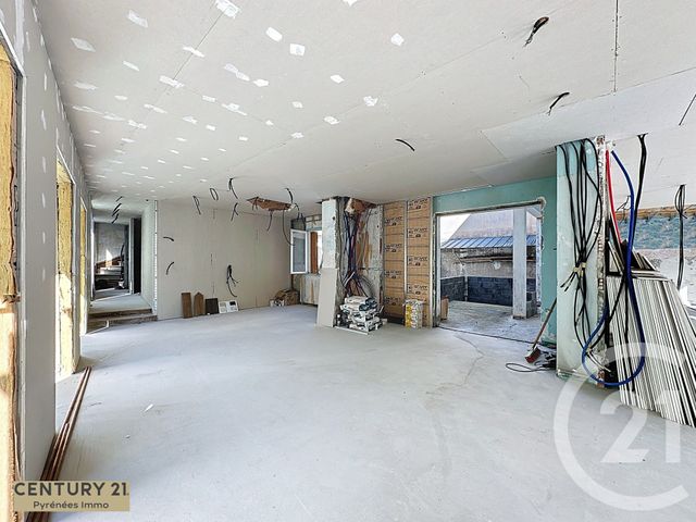 Appartement F4 à vendre - 4 pièces - 165.0 m2 - BAGNERES DE LUCHON - 31 - MIDI-PYRENEES - Century 21 Pyrénées Immo