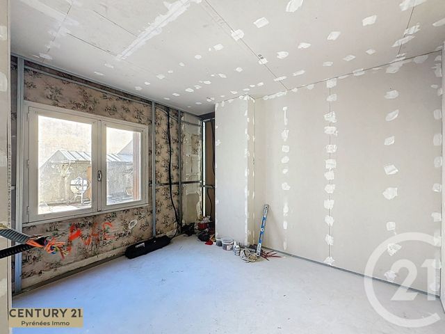 Appartement F4 à vendre - 4 pièces - 165.0 m2 - BAGNERES DE LUCHON - 31 - MIDI-PYRENEES - Century 21 Pyrénées Immo