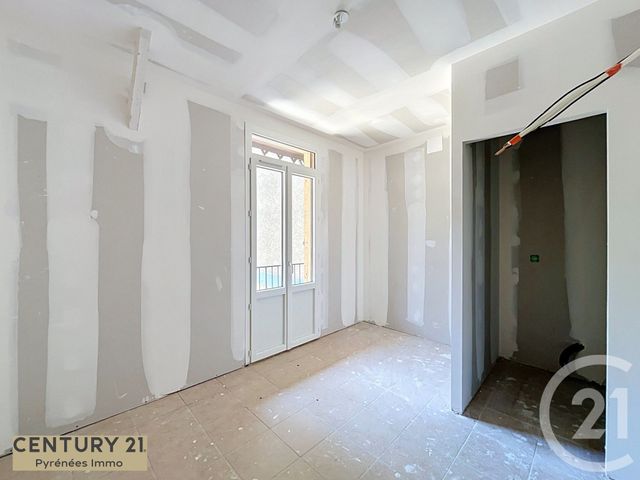 Appartement T3 à vendre - 3 pièces - 56.6 m2 - BAGNERES DE LUCHON - 31 - MIDI-PYRENEES - Century 21 Pyrénées Immo