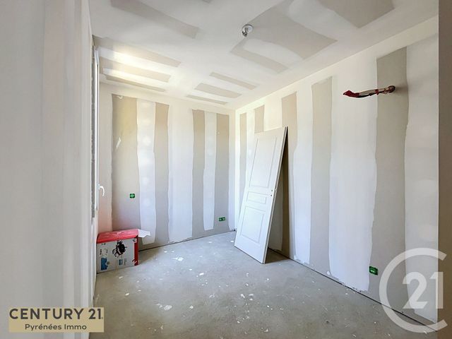 Appartement T2 à vendre - 2 pièces - 46.5 m2 - BAGNERES DE LUCHON - 31 - MIDI-PYRENEES - Century 21 Pyrénées Immo