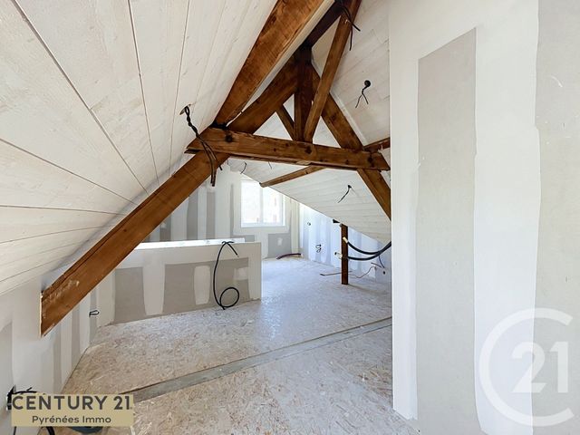 Appartement T2 à vendre - 2 pièces - 43.0 m2 - BAGNERES DE LUCHON - 31 - MIDI-PYRENEES - Century 21 Pyrénées Immo