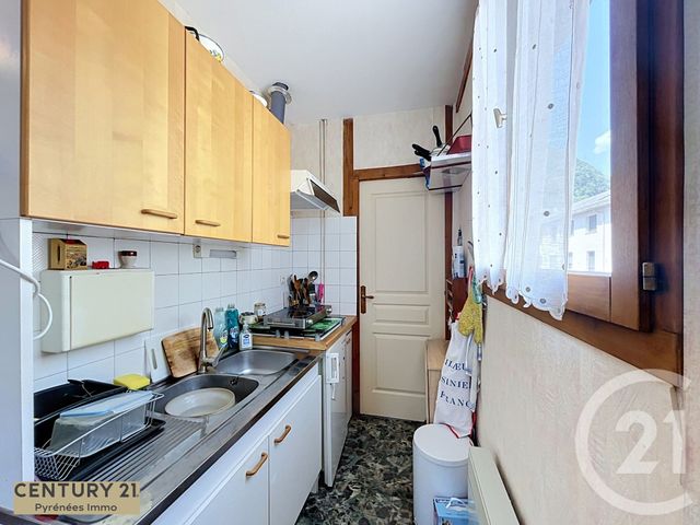 Appartement T2 à vendre - 2 pièces - 33.25 m2 - BAGNERES DE LUCHON - 31 - MIDI-PYRENEES - Century 21 Pyrénées Immo