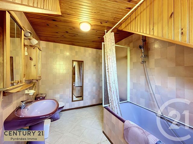 Appartement T5 à vendre - 5 pièces - 97.0 m2 - BAGNERES DE LUCHON - 31 - MIDI-PYRENEES - Century 21 Pyrénées Immo