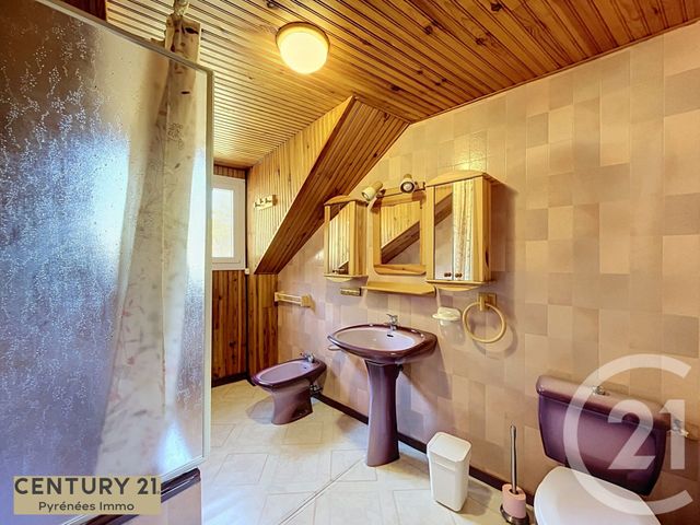 Appartement T5 à vendre - 5 pièces - 97.0 m2 - BAGNERES DE LUCHON - 31 - MIDI-PYRENEES - Century 21 Pyrénées Immo