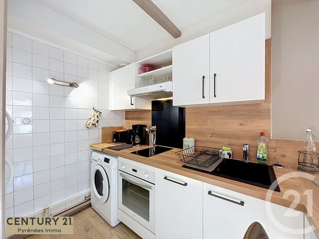 Appartement F3 à vendre - 3 pièces - 45.0 m2 - BAGNERES DE LUCHON - 31 - MIDI-PYRENEES - Century 21 Pyrénées Immo