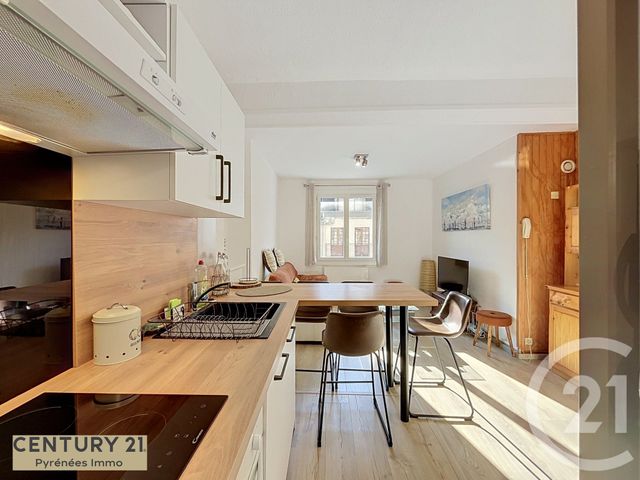 Appartement F3 à vendre - 3 pièces - 45.0 m2 - BAGNERES DE LUCHON - 31 - MIDI-PYRENEES - Century 21 Pyrénées Immo