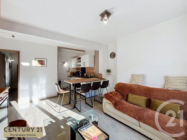 Appartement F3 à vendre - 3 pièces - 45.0 m2 - BAGNERES DE LUCHON - 31 - MIDI-PYRENEES - Century 21 Pyrénées Immo