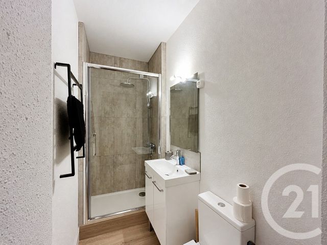Appartement F3 à vendre - 3 pièces - 45.0 m2 - BAGNERES DE LUCHON - 31 - MIDI-PYRENEES - Century 21 Pyrénées Immo