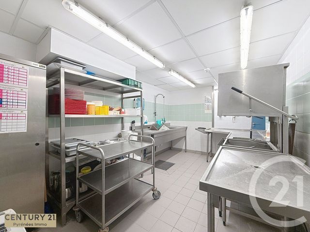 maison à vendre - 32 pièces - 1200.0 m2 - BAGNERES DE LUCHON - 31 - MIDI-PYRENEES - Century 21 Pyrénées Immo