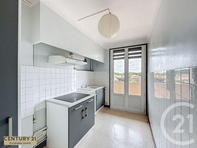 Appartement à vendre - 4 pièces - 68.94 m2 - GOURDAN POLIGNAN - 31 - MIDI-PYRENEES - Century 21 Pyrénées Immo