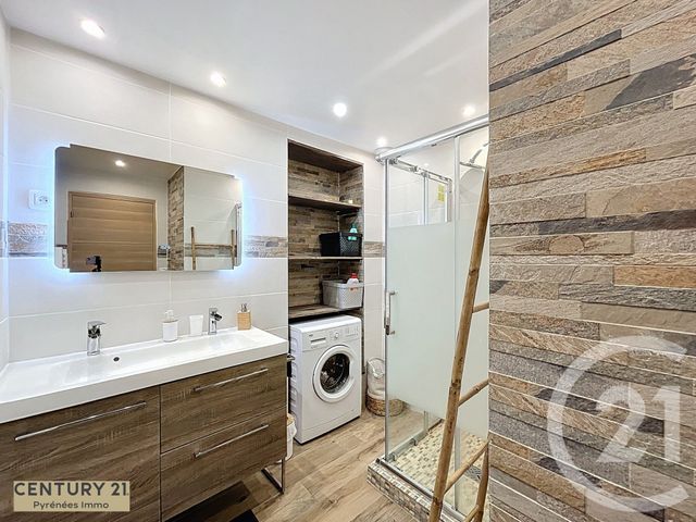 Appartement T3 à vendre - 4 pièces - 48.87 m2 - BAGNERES DE LUCHON - 31 - MIDI-PYRENEES - Century 21 Pyrénées Immo