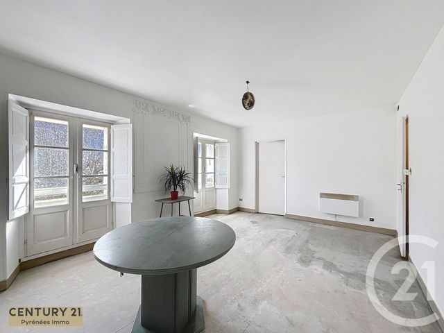 Appartement T2 à vendre - 2 pièces - 37.39 m2 - BAGNERES DE LUCHON - 31 - MIDI-PYRENEES - Century 21 Pyrénées Immo