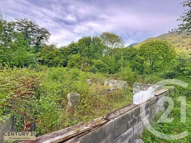 Afficher la photo en grand terrain à vendre - 1395.0 m2 - BURGALAYS - 31 - MIDI-PYRENEES - Century 21 Pyrénées Immo