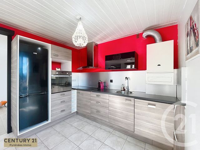 Appartement à vendre - 4 pièces - 83.95 m2 - ST GAUDENS - 31 - MIDI-PYRENEES - Century 21 Pyrénées Immo