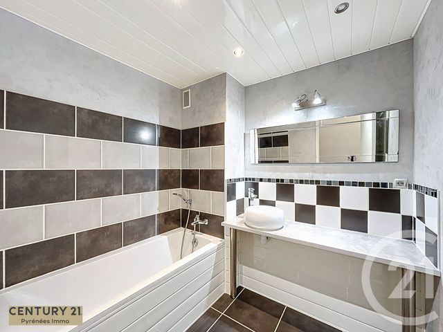 Appartement à vendre - 4 pièces - 83.95 m2 - ST GAUDENS - 31 - MIDI-PYRENEES - Century 21 Pyrénées Immo