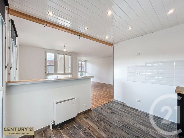 Appartement à vendre - 4 pièces - 83.95 m2 - ST GAUDENS - 31 - MIDI-PYRENEES - Century 21 Pyrénées Immo