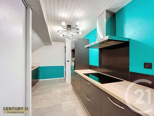 Appartement T3 à vendre - 3 pièces - 74.0 m2 - MONTAUBAN DE LUCHON - 31 - MIDI-PYRENEES - Century 21 Pyrénées Immo
