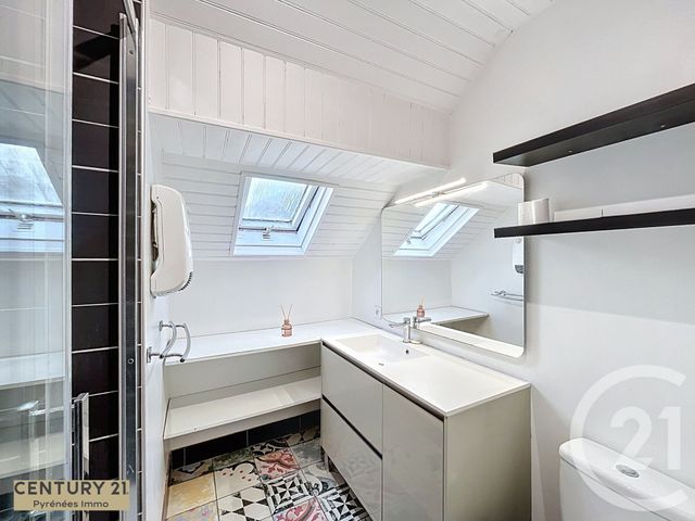 Appartement T3 à vendre - 3 pièces - 74.0 m2 - MONTAUBAN DE LUCHON - 31 - MIDI-PYRENEES - Century 21 Pyrénées Immo