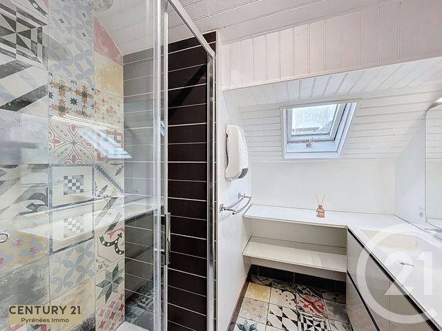 Appartement T3 à vendre - 3 pièces - 74.0 m2 - MONTAUBAN DE LUCHON - 31 - MIDI-PYRENEES - Century 21 Pyrénées Immo